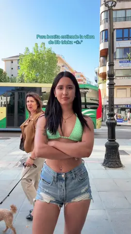 Es demasiado adictiva y me re identifico con la letra 🌊👙🐚🌴