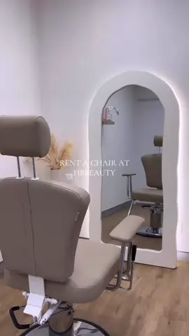 RENT A CHAIR HERE AT HBB  This space is great for ladies who want to expand their beauty biz like Lash extensions, lifts & brows 💌 📍Castle hill  Reach out if interested   . #sydney #beauty #lash #salon #beautysalon #castlehill #beautyowner #salonlife #brow #lashbotox #asthetics #lashbotoxsydney #makeup #lashinfusion #business #beautybuzz #rentachair #rentaspace 