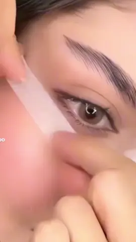 #fouryou #maquillaje #testandotruques #testando #truques #truquesdemaquiagem #delineado 
