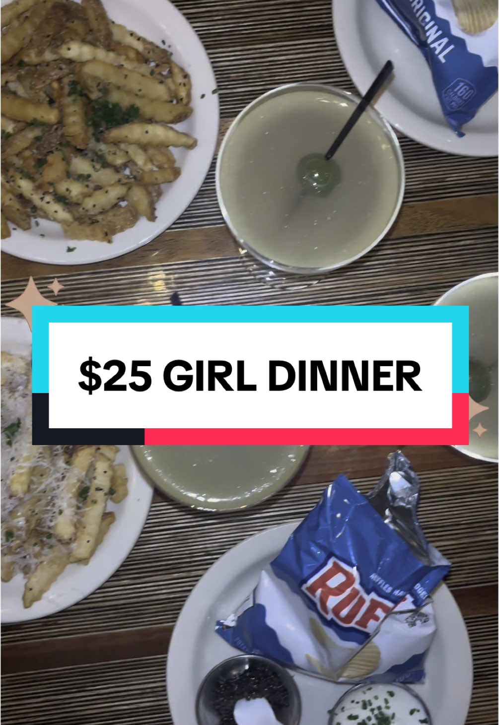 $25 GIRL DINNER WITH SO MUCH FOOD. Choose bubbles or whatever martini you heart desires. You also get a Caesar salad, truffle fries, chips and cover, and vodka pasta. Get in in Phoenix Tuesdays and Wednesdays from 4-9 PM at the Azlin. #phoenixaz #scottsdale 