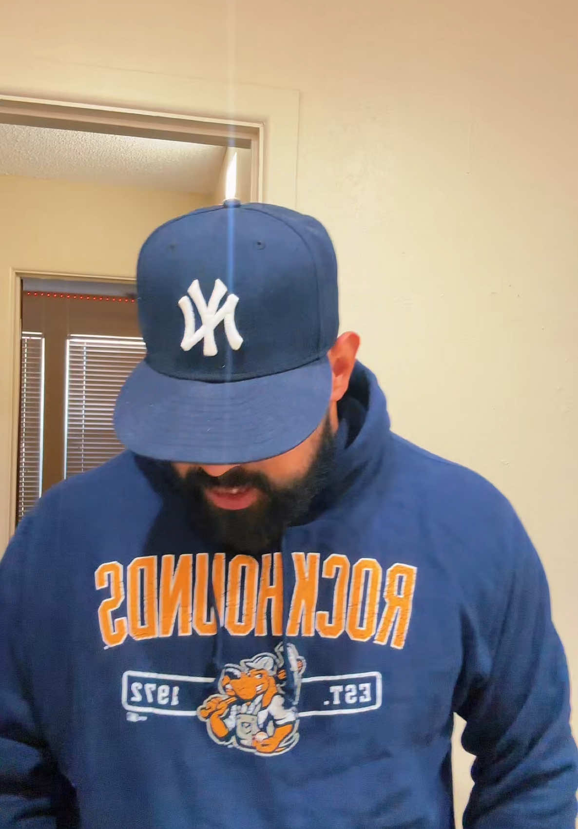 Love running into people that follow me. I believe we’re supped to cross paths when God wants us to. If yall see me out don’t be afraid to come up. I’ll pray with you or for you! God is good! #fyp #trending #Godisgood #Bigger 