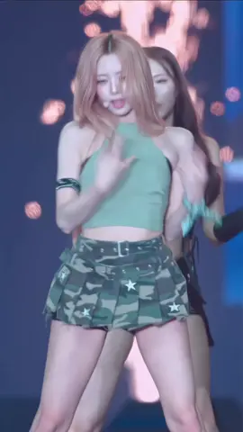 YUNA-ITZY  #kpop #itzy #yuna #yunaitzy 