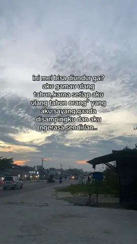 Tidak ada yg istimewa🥀#fyp #mei #bulankelahiran #sad #sadvibes🥀 #foryoupage❤️❤️ 