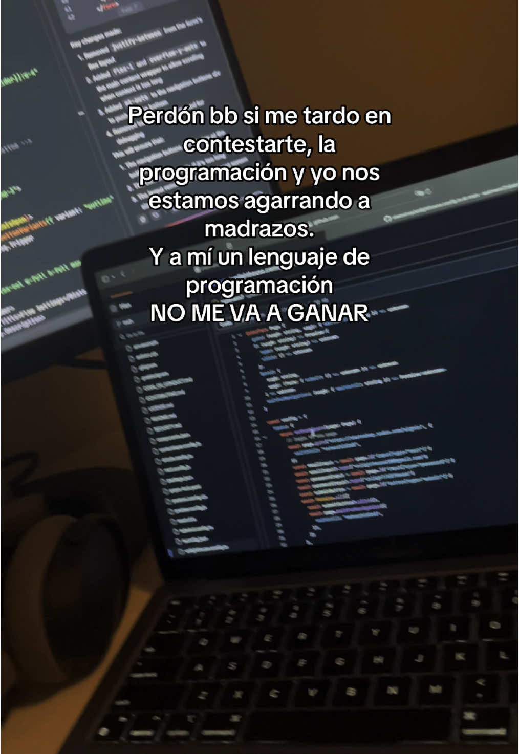 a veces siento q sí me gana el código…  #programacion #python #programador #developer #aprenderprogramacion #aprenderpython #backend #javascript #java #backenddeveloper #sql 