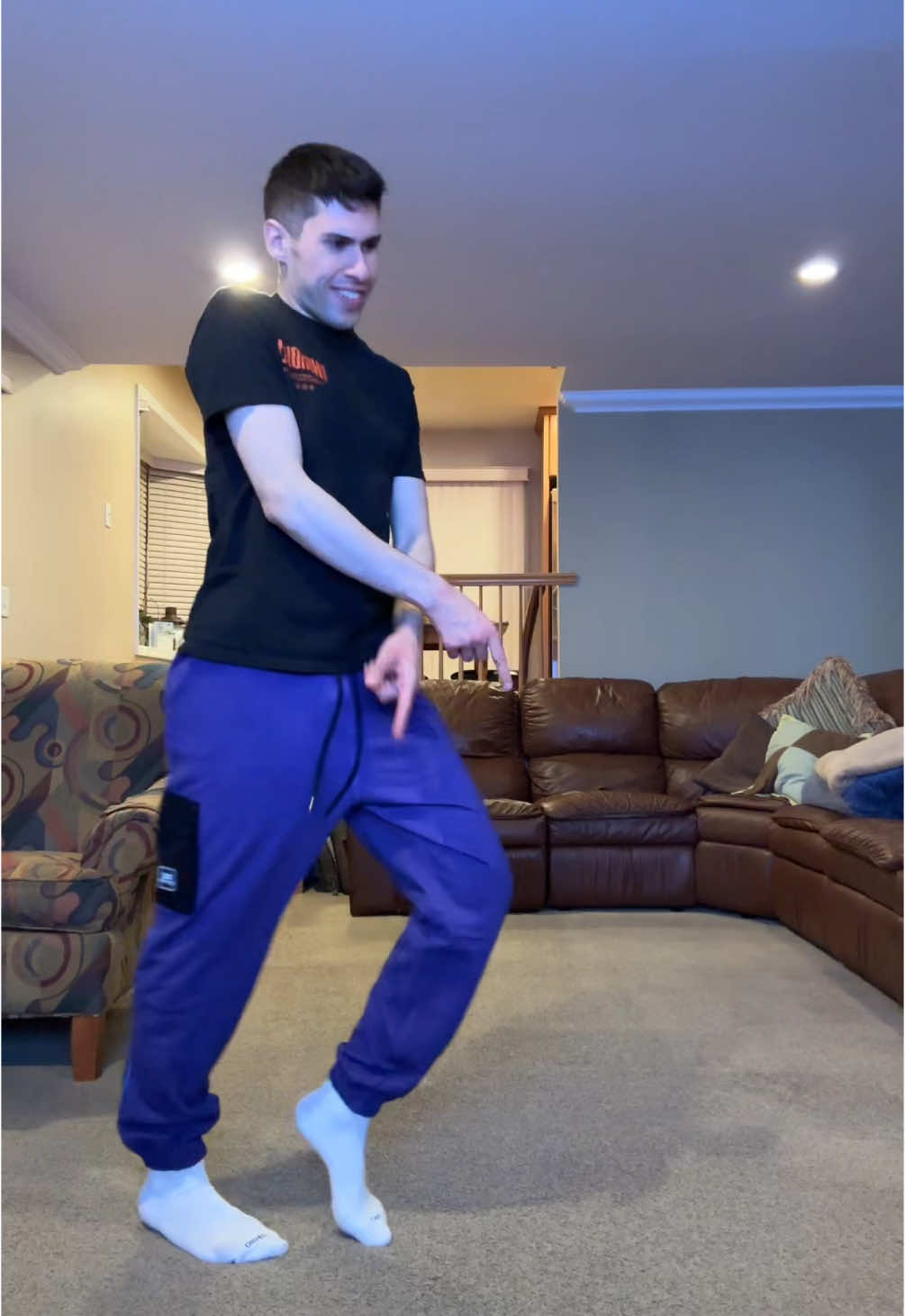 I know everything about you 🤣🔥🔥 ( Sweatpants: @ethikworldwide ) #wearethepeople #trend #viral #fyp 