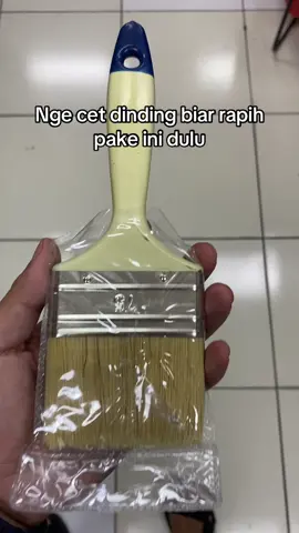 Biar ngecat dinding makin rapih pake kuas ini #cat #cattembok #kuas #kuatcat 