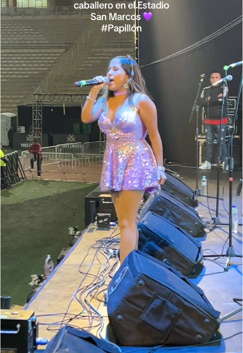 Cuántos corazones para Fiorellita Caballero💜 #papillon #fiorellacaballero 