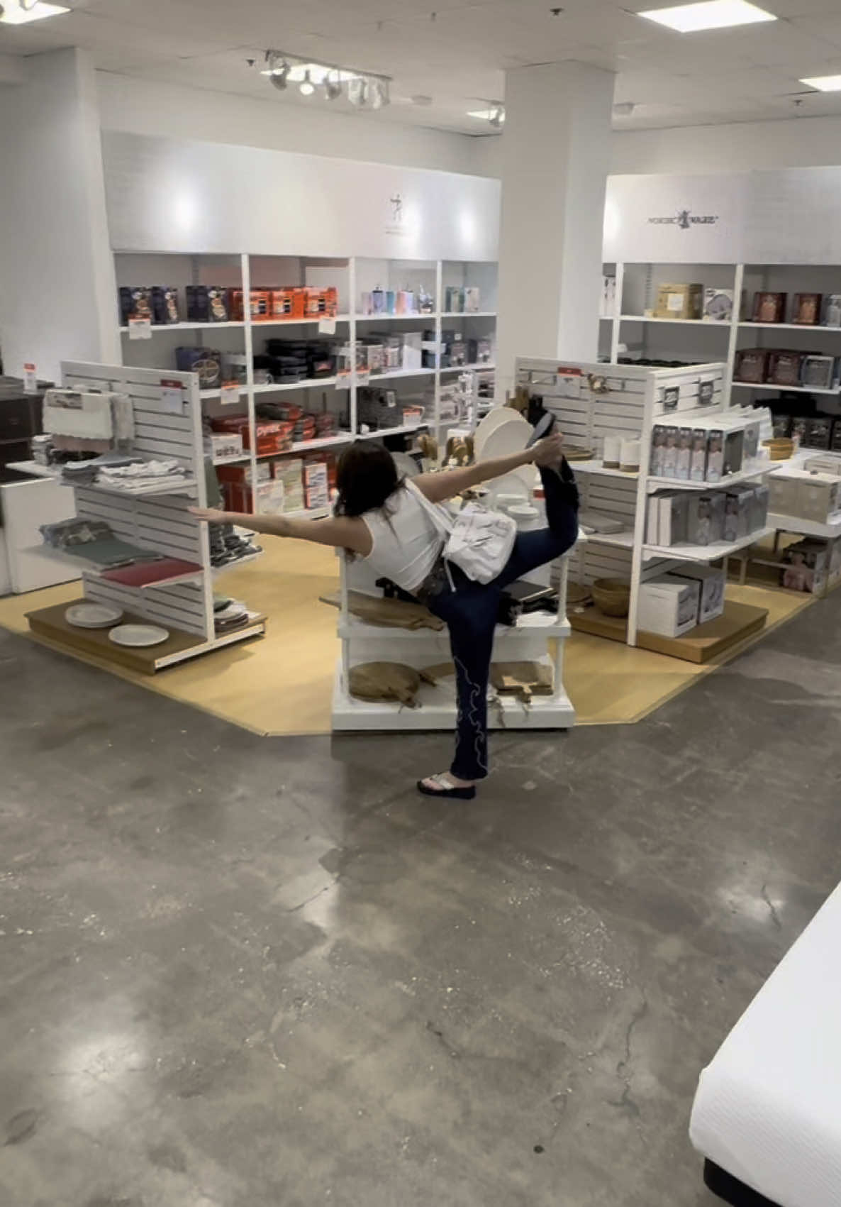 I MET TATE MCRAE #tatemcrae 