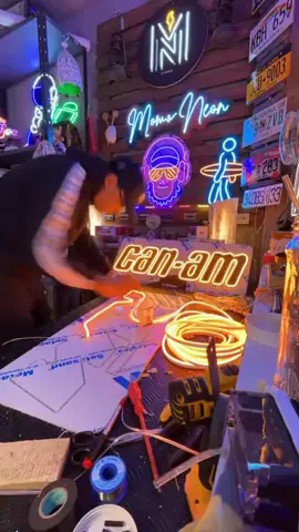 ¿Crees que aprender Neón Flex y Resina es difícil? ¡Yo también pensé eso al principio! Pero el curso está paso a paso, con videos súper claros y sin complicaciones. No necesitas experiencia, solo ganas de emprender desde casa. Haz clic en el enlace del perfil y accede hoy a nuestro curso online. #neonflex #resinaepoxi #emprenderdesdecasa #cursosonline #negociofacil #manualidadesmodernas #hazlotumismo #ingresosextra #neonart #diydecoración