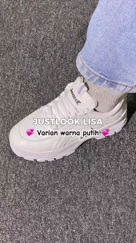 Yang suka ootd sepatu sneakers lisa cocok sekali nih🥰❤️  jangan lupa di co yaa🛒✨ #justlookshoes #fyp #OOTD 