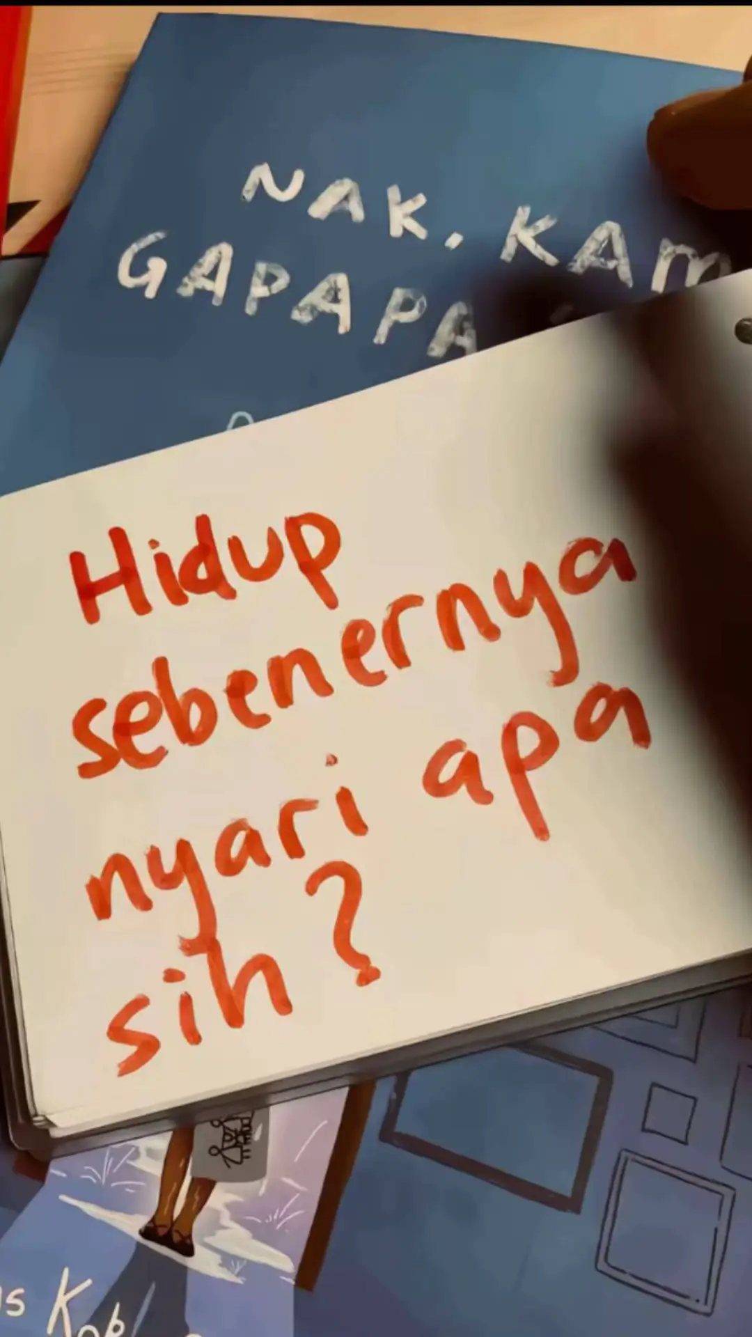 Nyari makan lah