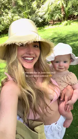 Warm pool days with my girl >>  #ifyourdue #duedateapproaching #pregnant #expecting #junebaby #thiswillbeyou #Summer #vacationingwithababy #vacationwithkids #travelwithkids 