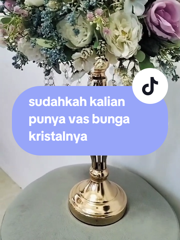 cocok untuk ruangan minimalis #vasbunga #vasbungakristal #vasbungaaesthetic 