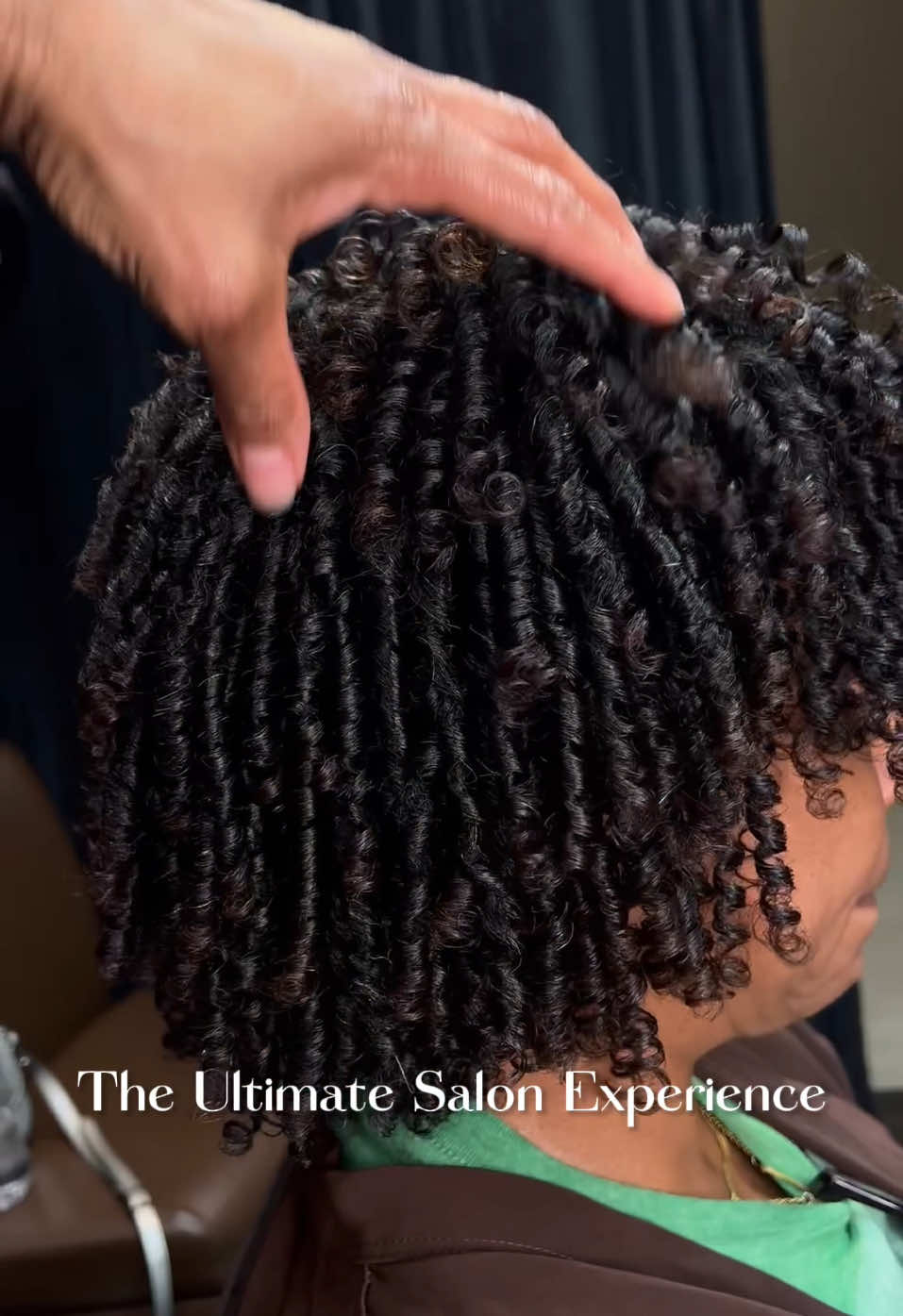 Obsessed with this flawless D-curl Set! Look at that shine, definition, and bounce! If you’ve been thinking about switching it up this spring, now’s the time— May appointments are open for: • Flexi Rod Sets • Silk Press • Two Strand Twists • Loc Maintenance • Color • Wash & Go/Deva Cuts Book now before it’s gone!  #houstonnaturalhairstylist #houstonnaturalhair #naturalhair #naturalhairstyles 