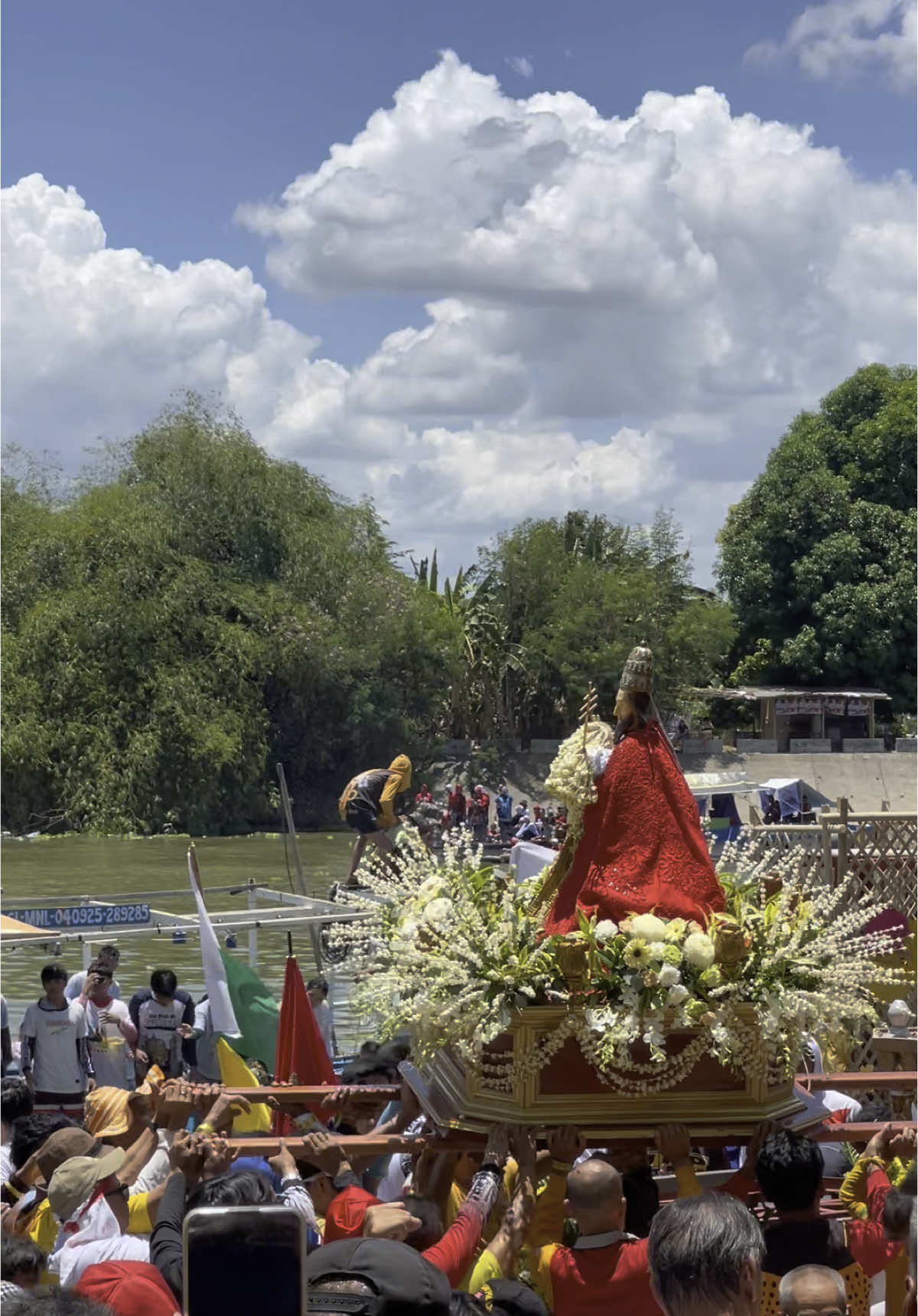 Viva Apung Iru!💚💛❤️#vivaapungiru #fypシ゚ #pampanga 