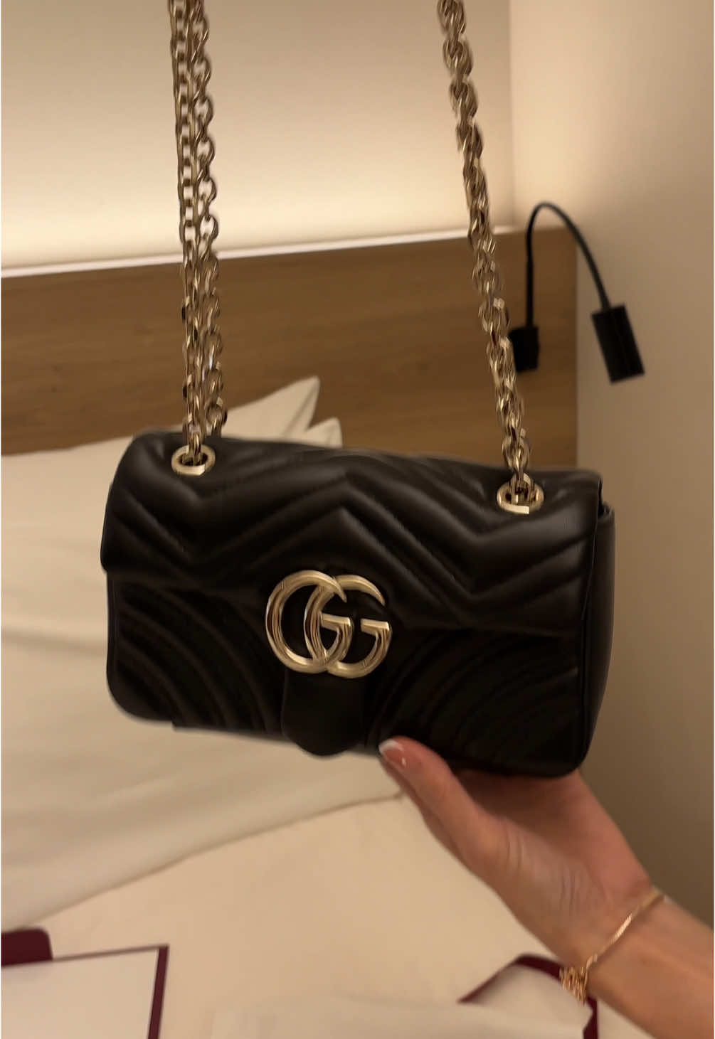 Unboxing Gucci Marmont small shoulder bag✨ @Gucci #Gucci #GGMarmont #Guccibag 