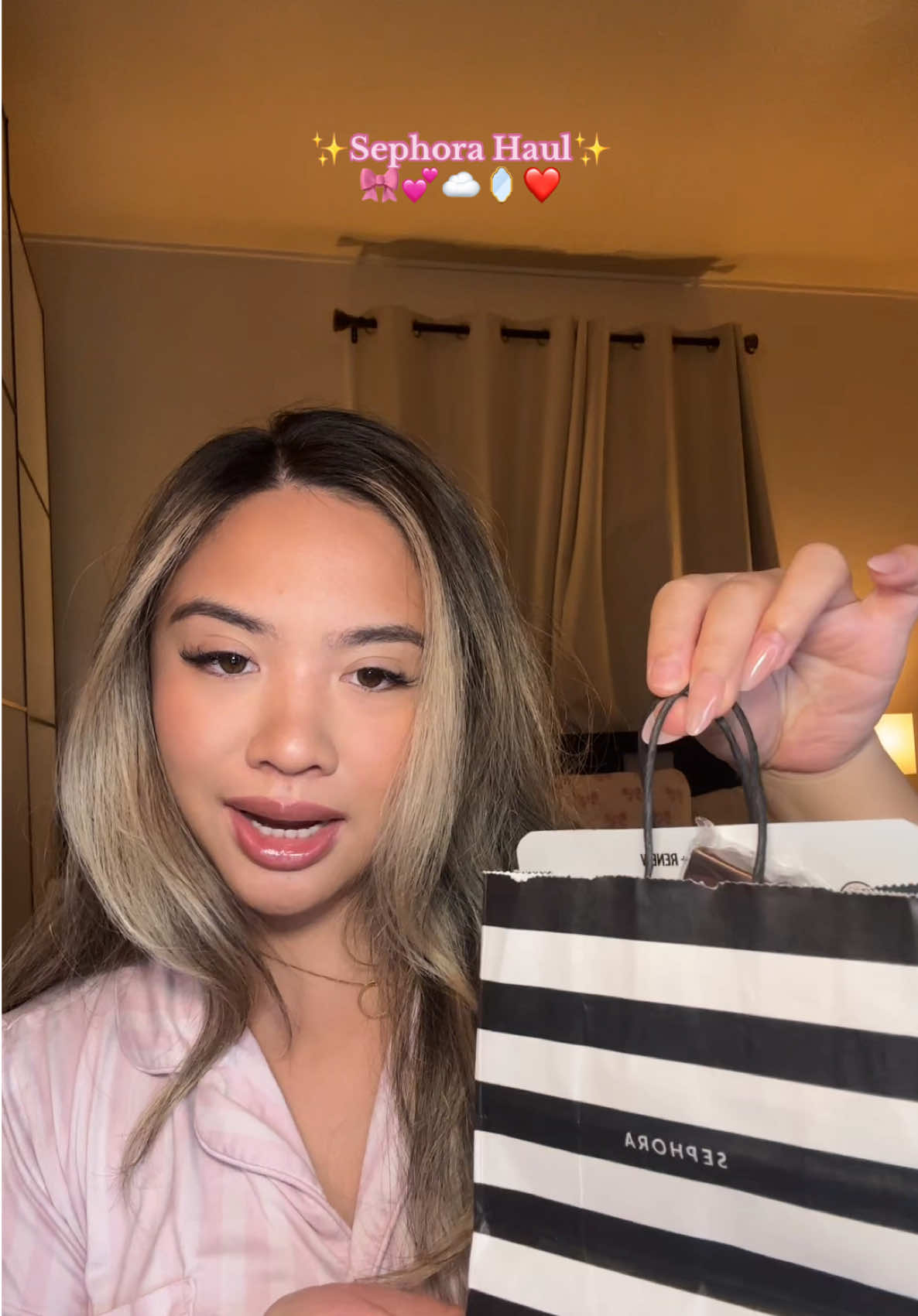 ✨SEPHORA HAUL TIMEEE✨ Some goodies I picked up awhile ago and haven’t shared! #sephorahaul #sephoramusthaves #sephorarecommendation @Givenchy Beauty @Sephora Collection @PeaceOutSkincare @DanessaMyricksBeauty #givenchy #givenchyprismelibre #peaceoutskincare #danessamyricks 