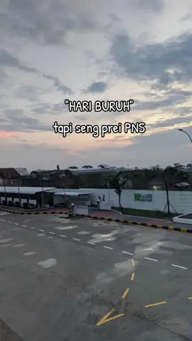 #pejuangrupiah  seng buruh harian lepas penting boyoke jek bakoh panggah budal..