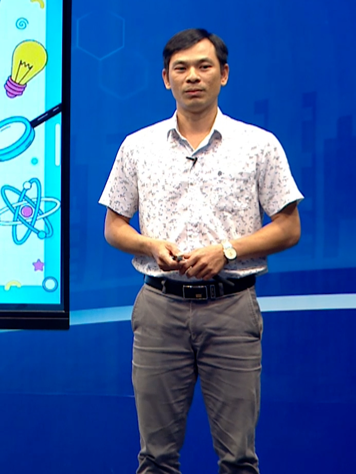 Môn Địa lý (Tiết 1): Địa lý tự nhiên Việt Nam (Phần 1) | CHƯƠNG TRÌNH ÔN THI TỐT NGHIỆP THPT 2025   Tiết học mở đầu môn Địa lý với thầy Lê Văn Lợi sẽ cùng học sinh hệ thống lại kiến thức trọng tâm về đặc điểm tự nhiên của Việt Nam – từ vị trí địa lý, khí hậu, địa hình đến tài nguyên thiên nhiên. Bài giảng không chỉ cung cấp nội dung cô đọng, dễ nhớ. Với lối giảng dễ hiểu, sát đề và giàu kinh nghiệm, thầy Lê Văn Lợi sẽ giúp các em từng bước làm chủ phần kiến thức nền quan trọng nhất của môn học.    🕜Phát lại vào: 22h15 ngày 01/5/2025 trên sóng PTQ   📍Đăng tải trên các nền tảng mạng xã hội Fanpage, YouTube và TikTok của Truyền hình Quảng Ngãi   #dayhoctrentruyenhinh #onthitotnghiepthpt2025 #truyenhinhquangngai #quangngai #PTQ