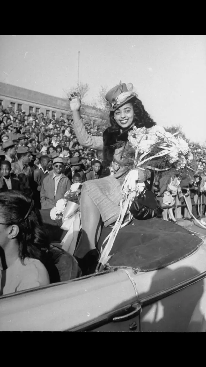 A scene from a parade during football game between Howard University and Shaw College, 1946. #fypシ゚viral #blackhistory #fyp #learnyourblackhistory #keepblackhistoryalive 