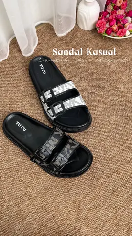 SANDLA CASUAL!🤩ada yang lagi nyari sandal casual untuk wanita? Nih aku rekomendasikan sandal casual wanita ya guys🤩model nya simple ada dua strap di bagian atas nya di bisa di adjust🥰🥰#trending #fypage #sandalcasual #sandal #sandalsimple #fyp #koreanstyle #beranda #berandamu #sendalkasual #rekomendasisandal #sandalteplek #sandalunik #sandalcewek #sandaltali 