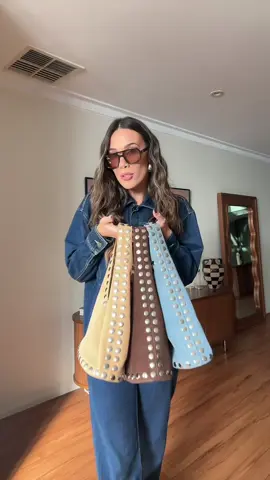 got my others a new sister 💼 collection is growing 🤎 @allonseven #bag #bagcollection #purse #fashion 