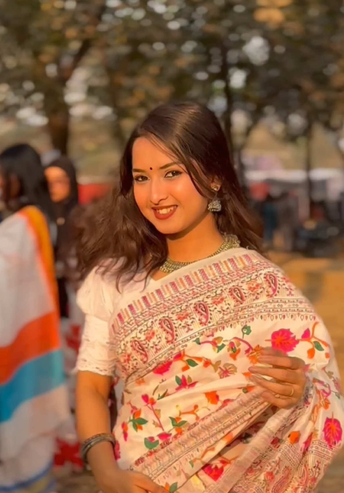 This tune brings back memories that dance in my heart 💗 #foryoupage #tiktok #fyp #viral #foryou #unfreezemyacount 