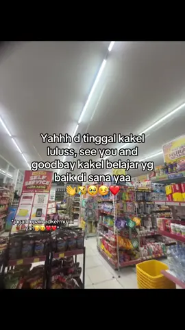 Yahh😿😿#ditinggalkakellulus #bayykakell💐🥹 #fyppppppppppppppppppppppp #moots? #moots? #nerimalb #xyzbcafypシ 