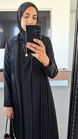 Amani pleated Blazer now LIVE😍 www.modestly.com.au  ⬆️⬆️⬆️ #elegant #pleateddress #abaya #modest #style #hijab #muslim #muslimah #outfit 