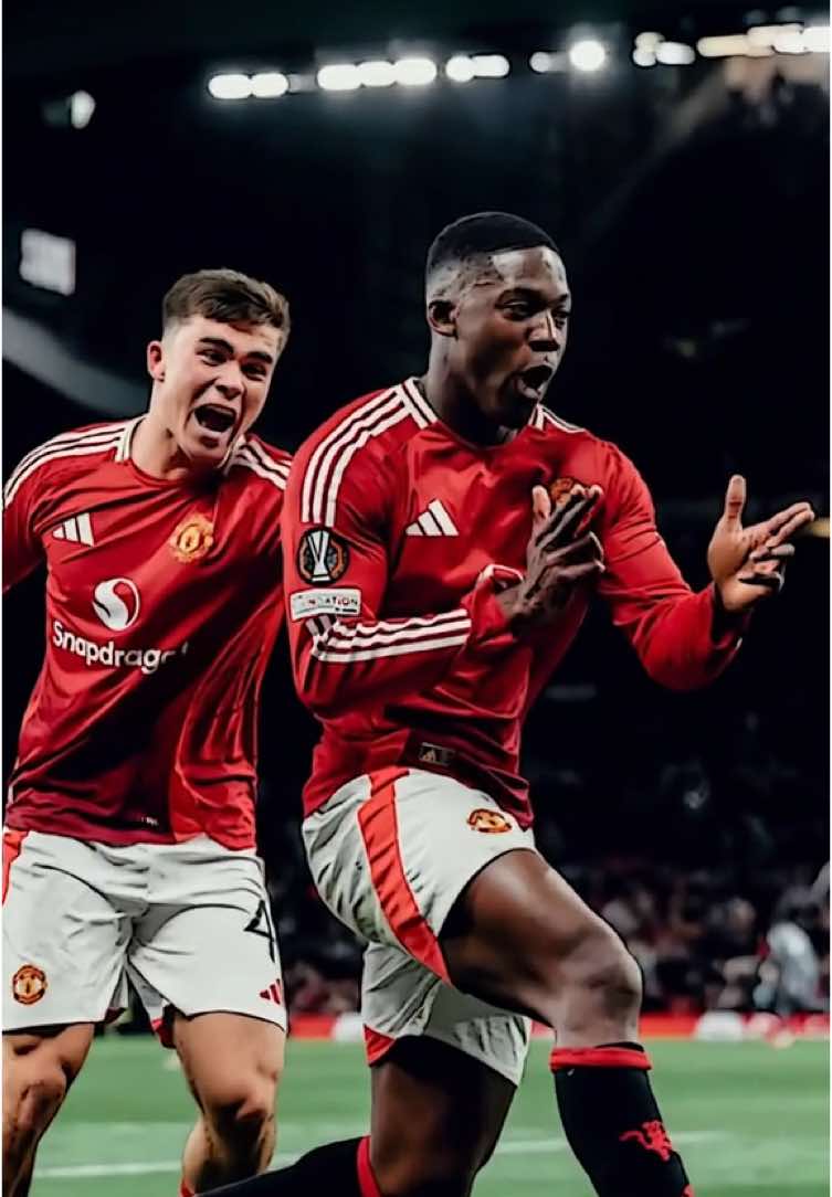 Latihan dulu🗿🤝 #hightlightmanchesterunitedvsatleticbilbao #hightlightmuvsatleticbilbao  #manchesterunited #atleticbilbao  #semifinal  #pastimenang  #hasilmuvsatleticbiblao #kingmu