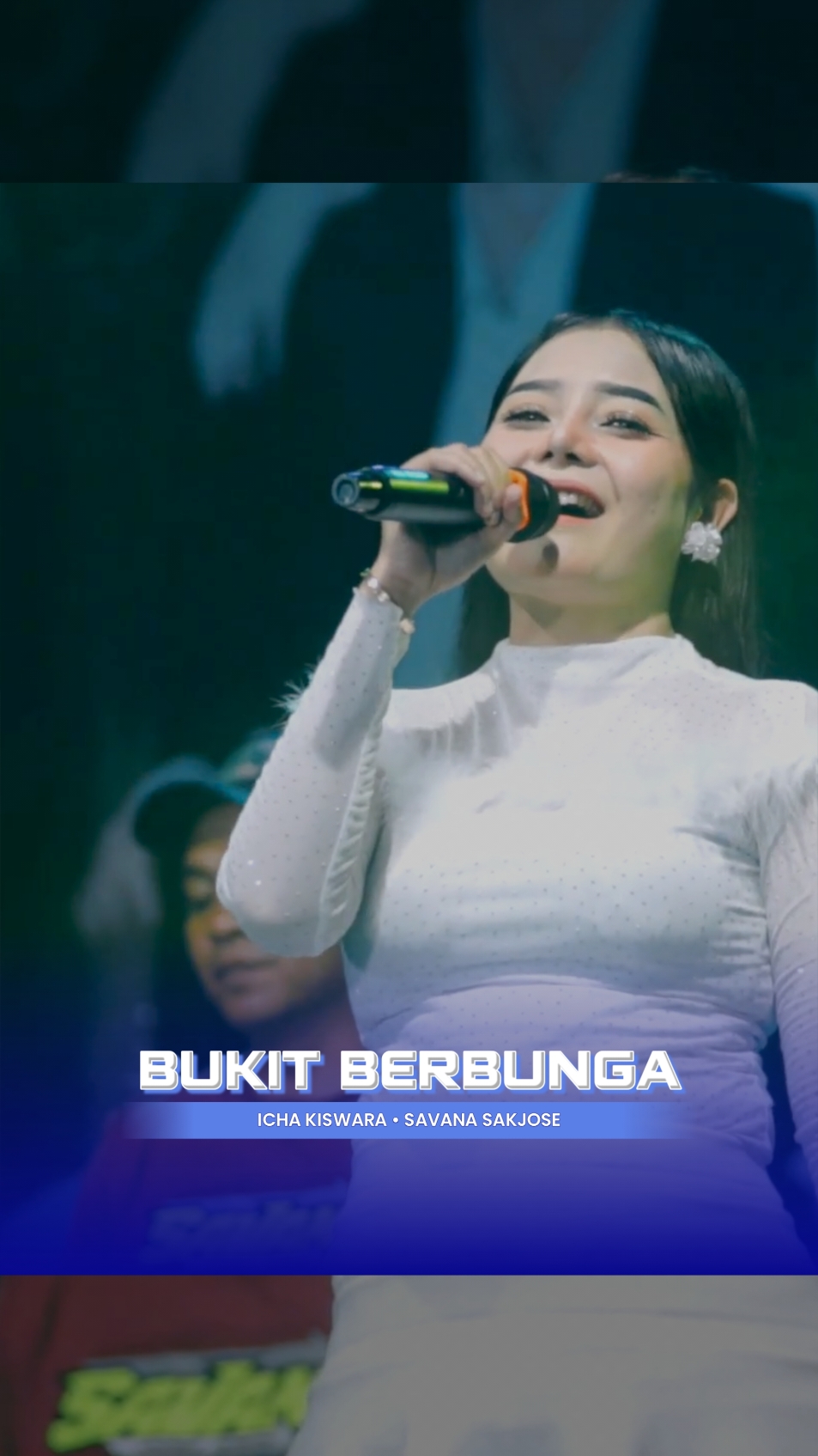 BUKIT BERBUNGA / Icha Kiswara   kita pun turun bersama #bukitberbunga #ichakiswara #savanasakjose #dangdutkoplo #trend #story #liriklagu  #dangdutanae #template #CapCut 
