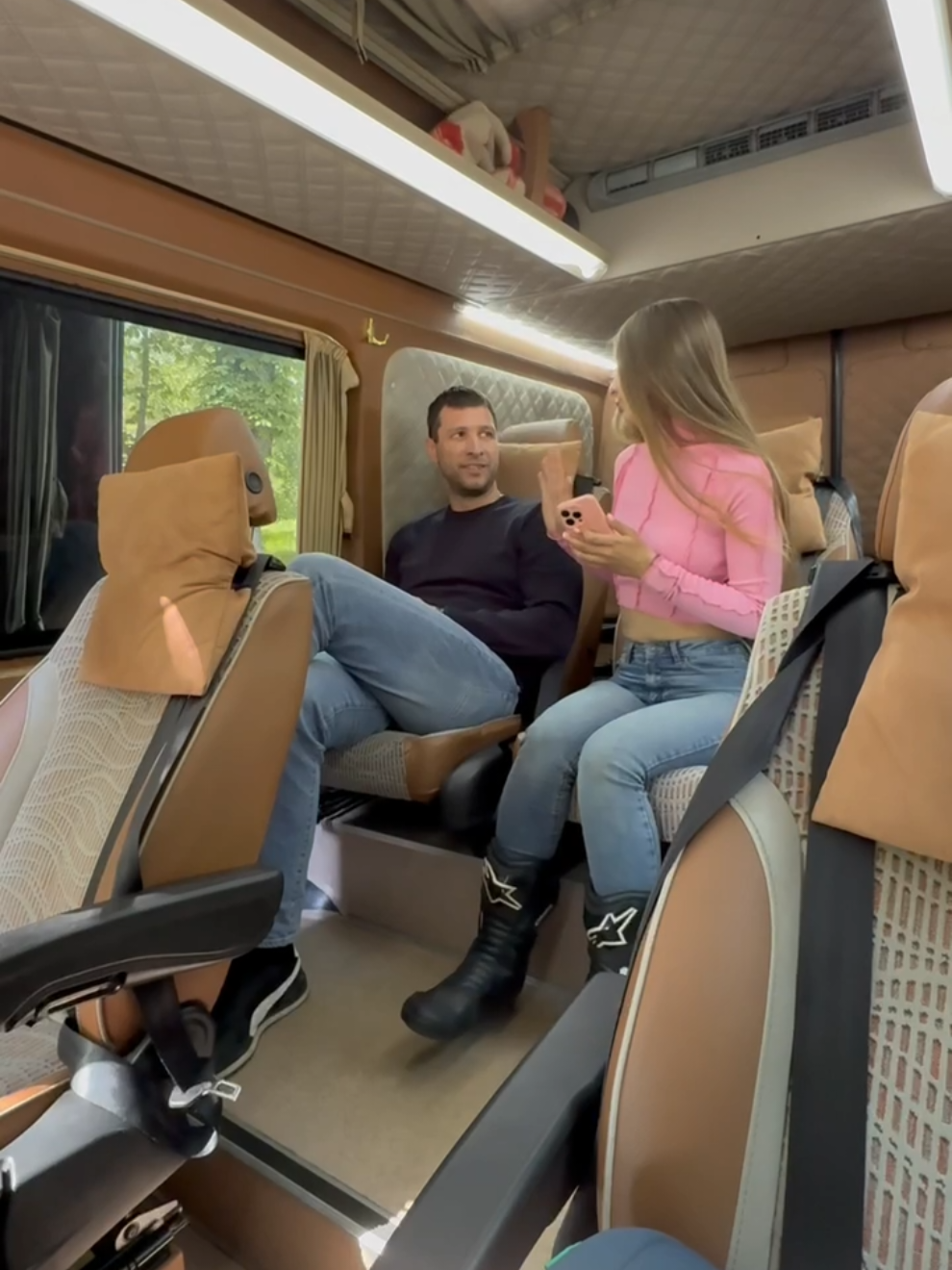 Дівчатка, було?) #пасажирськіперевезення #клайпеда #вєвропу #їдемо #вільнюс #виїздзакордон #подорожі #перевезення 