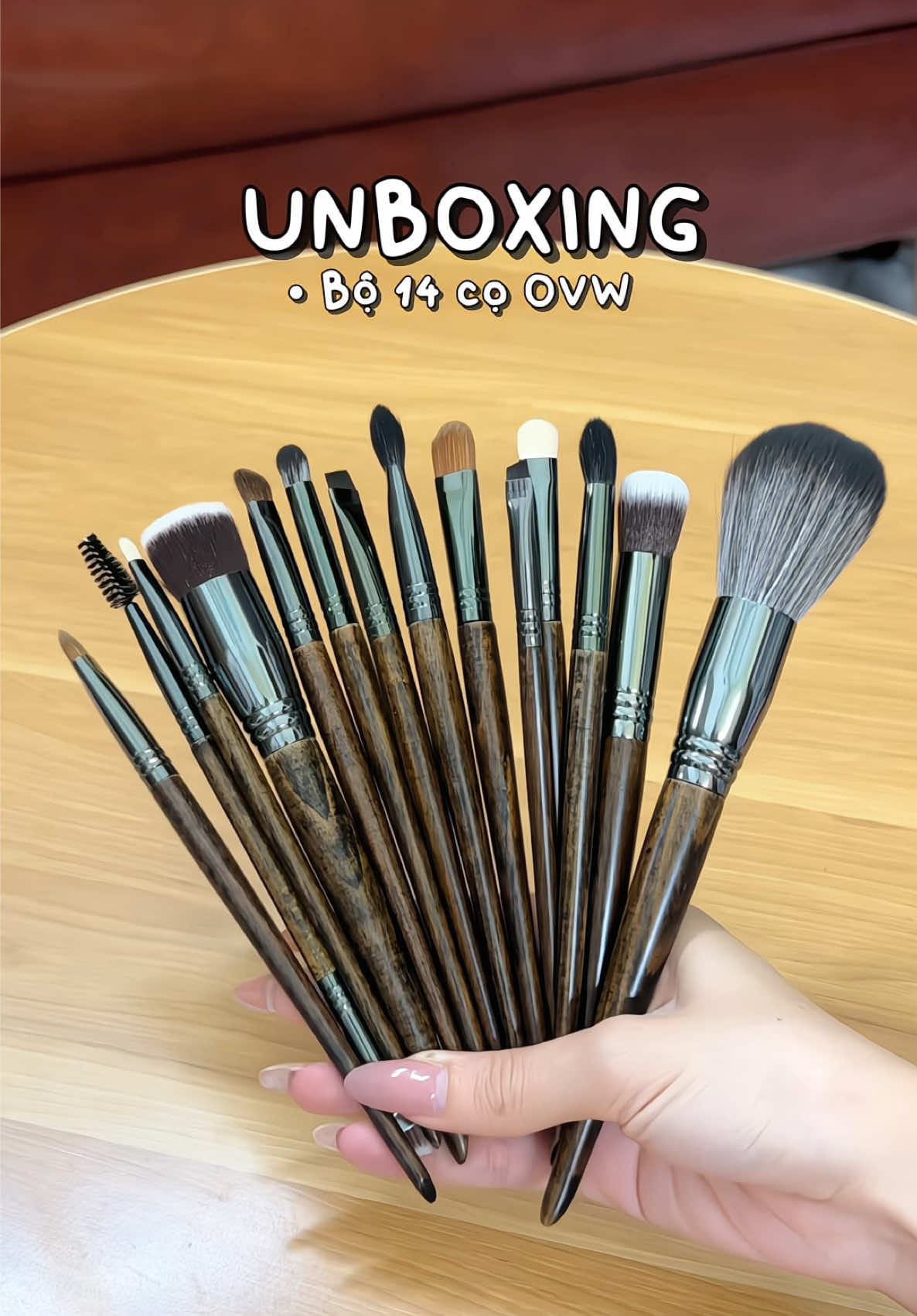 Bộ cọ trang điểm lông thú mà tui ưng nhấ.t lun nè 😍💓 #cotrangdiem #makeup #ovw #dungcumakeup #review #minnriviu #muataitiktok 