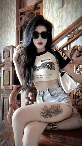 Thẳng thắn nhưng thật thà, còn hơn hoa văn mà ẩn ý thâm thuý đến đáng sợ 