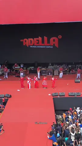 Siapa yang nonton adella panas panasan🤣#omadella #fyp #masukberanda #henyadella #monas 