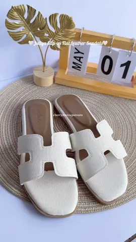 Step into style and comfort with Jullya Casual Flats Slip-on Leather Sandals! 🌟 Perfect for any occasion, these high-quality women's sandals are now available at an unbeatable 70% off for just ₱295.00! These sandals are a must-have addition to your wardrobe. Shop now and elevate your look effortlessly! 👡✨ #JullyaSandals #FashionDeal #ComfortInStyle #flatsandals #Fashion 