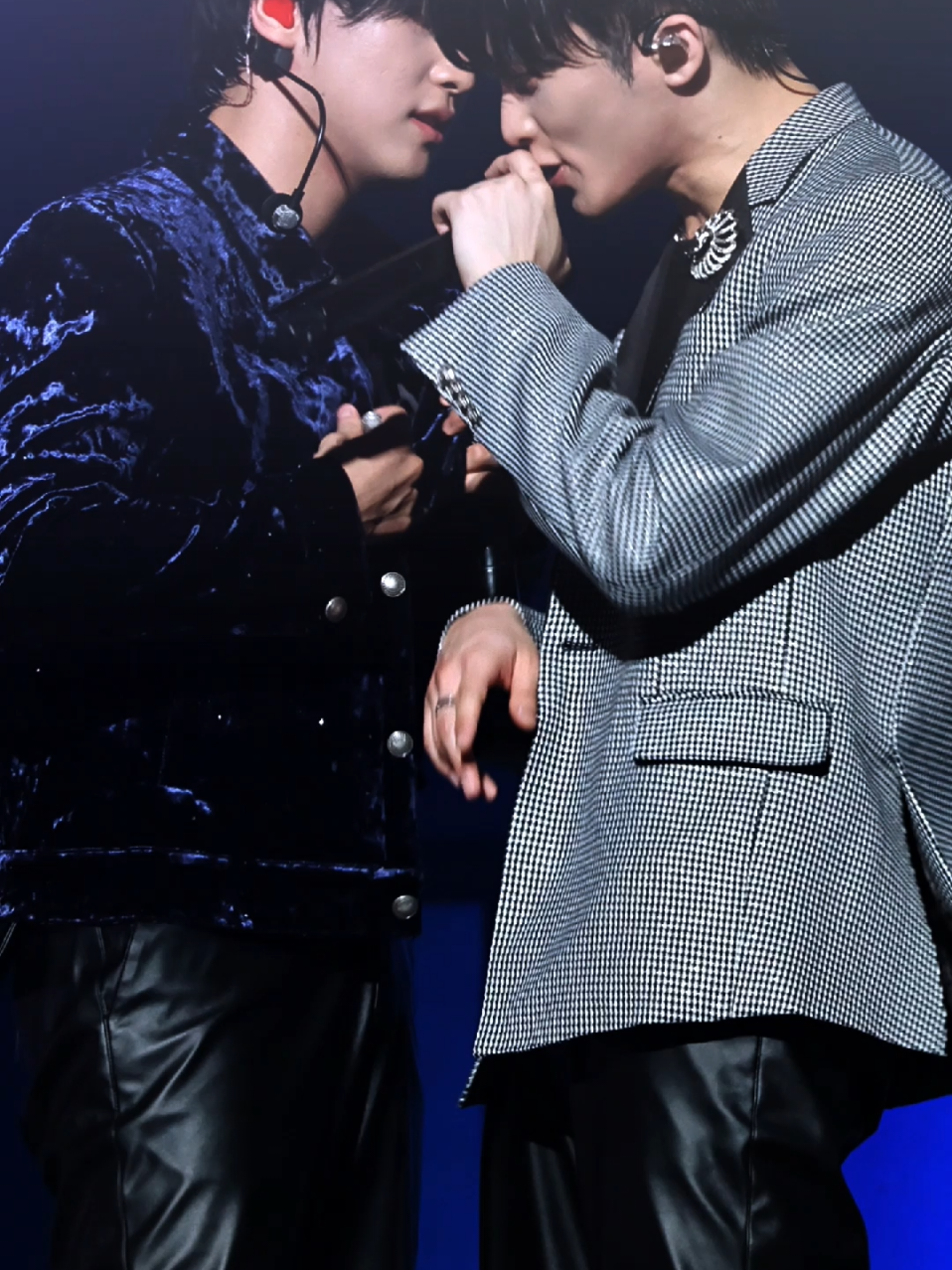 agak shak shik shok 🤭 #mark #haechan #marklee #leehaechan 