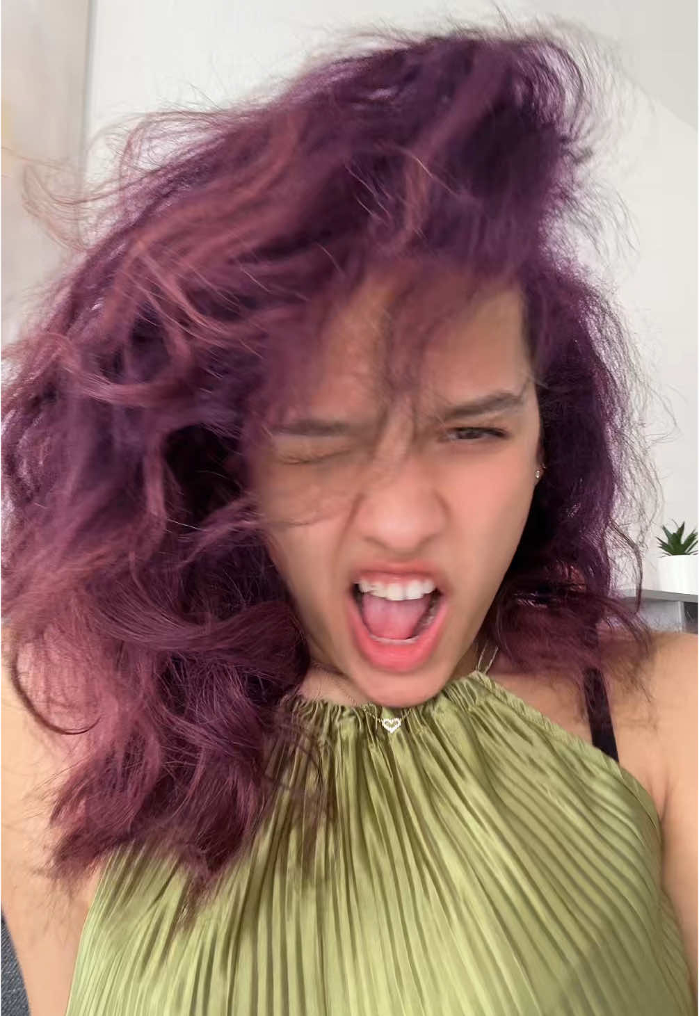 WHAT IS THAT??!!😱💜 #filter #hair #purplehair 