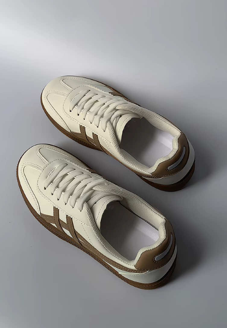 lakas maka-clean outfit look ng shoes na ‘to! 🙈💗 #whiteshoesforwomen #whiteshoesrecommendation #shoesrecommendation #miashoes 