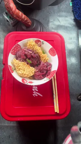 Mời các bạn ăn sáng 