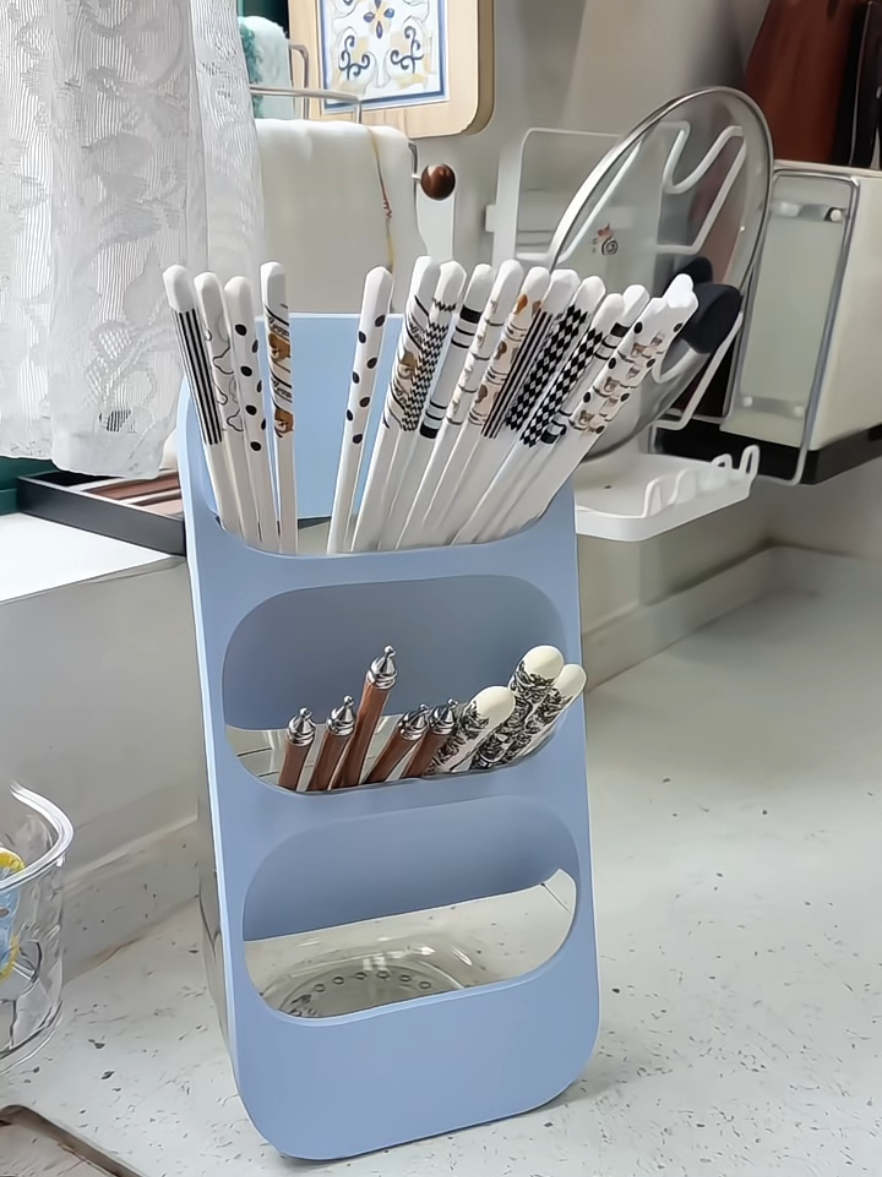 Giá đựng đồ đa năng để bàn. Có thể dùng để đựng đũa, thìa hay đồ trang điểm đều được-! #giadedo#giadedodanang#giadeduathia#giadedonhabep#kededo#kededodanang#giadungtienich#dodungtienich