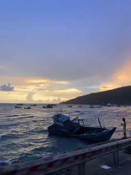 mỗi người mỗi nơi.
