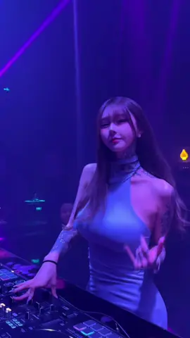 😎 #dj #dancer #club #tiktok