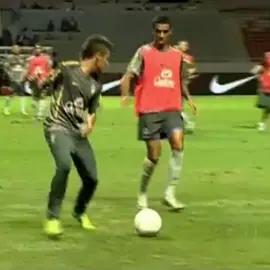 kakakakakakka #neymar #alekis #neymarjr #foryoupage #foryou #viral 