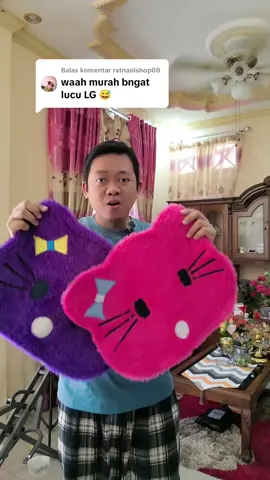 Membalas @ratnaolshop08 Keset kaki ini sangat cocok diletakkan depan kamar tidur dan juga depan kamar mandi. Keset kaki ini sudah memiliki anti slip dan jiga menggunakan bahan katun.  #keset #kesetkaki #kesetkakimurah #alaskaki #kesetkakikarakter #kesetkamartidur #wibgajian 