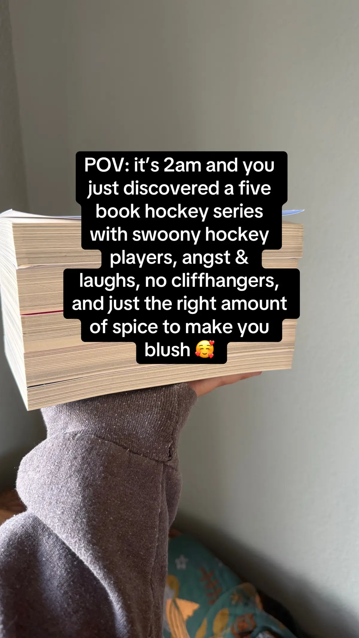 The Blades Hockey series is complete! You can find the full series in Kindle Unlimited, print and audio. HEAs guaranteed 🤌🏼 #hockeyromance #hockeyromancebooks #hockeyromancebook #sportsromance #sportsromancebooks #sportsromancerecs #romcombooks #bladeshockeyseries #marialuisauthor 