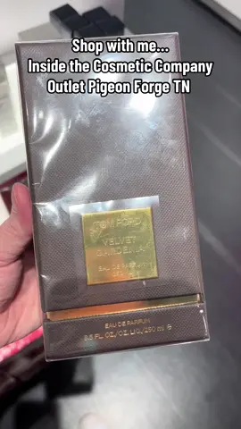 Shop with me Fragrance Edition  Inside the Cosmetic Company Outlet Pigeon Forge TN @tomfordbeauty @Frédéric Malle @Estée Lauder @KILIAN PARIS  #cosmeticcompanystore #cco #cosmeticcompanyoutlet #tennessee #pigeonforge #shopwithme #perfume #fragrance #perfumetiktok #luxury #niche #sale 