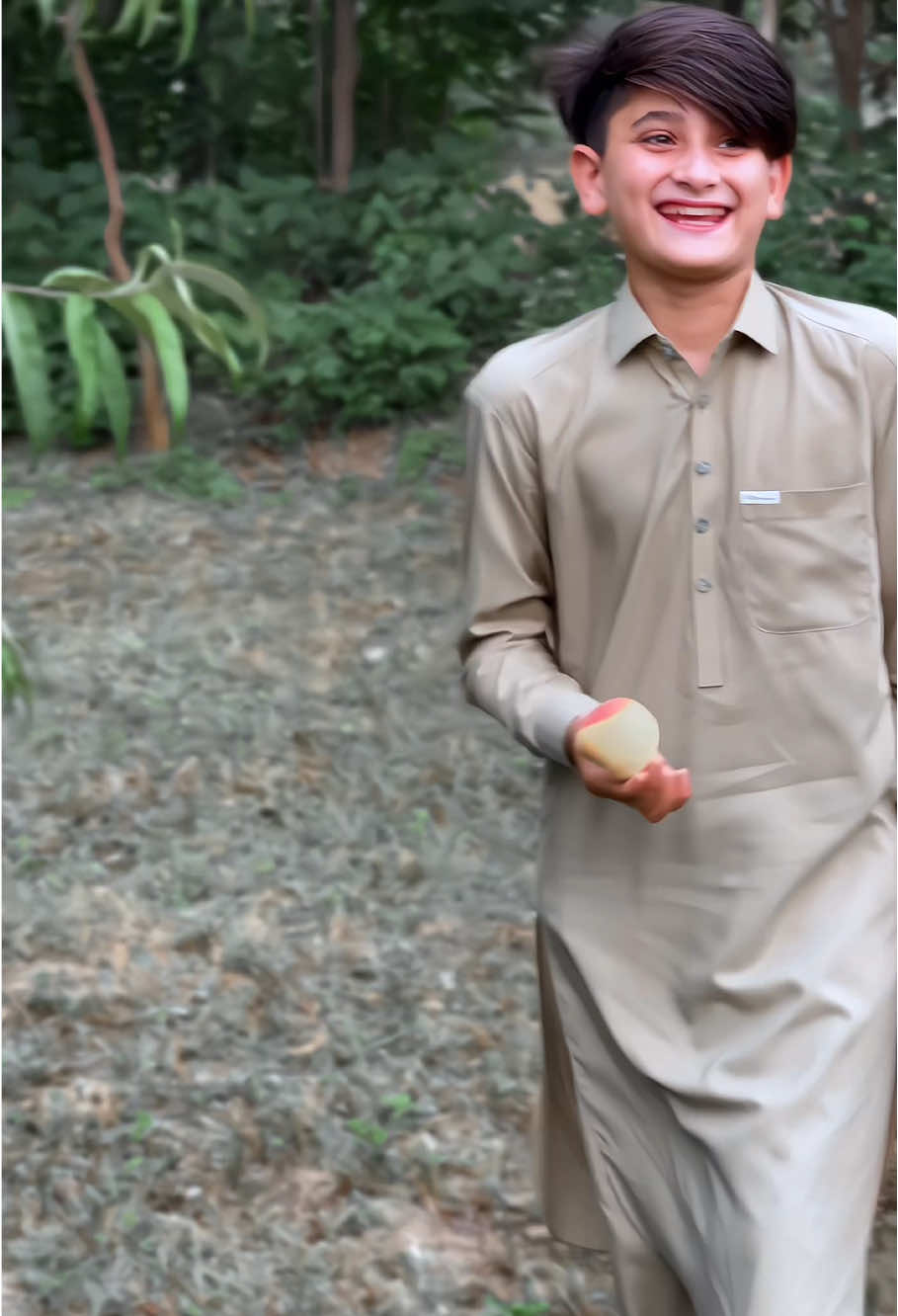 Sta lalpri🤷‍♂️❤️#foryou #foryoupage #growmyaccount #unfreezemyacount #plz #support_me #pashtosong #sheraz #viralvideo 
