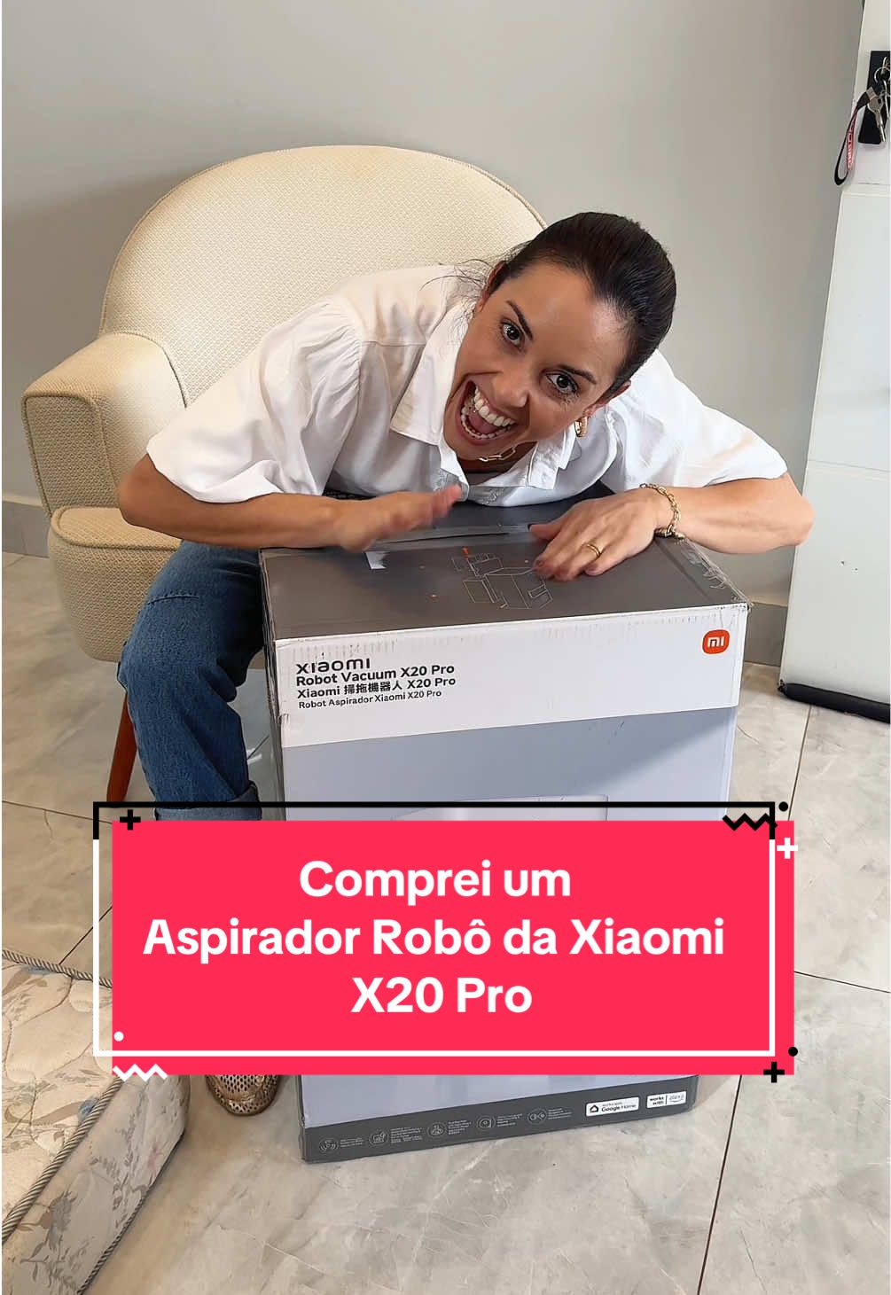 Me rendi a mais uma das tecnologias da dona-de-casa nutella, o aspirador robô! 🤖✨ O modelo do meu é Xiaomi X20Pro da @Xiaomi  Você programa tudo através do app, ele tem sistema de mapeamento, aspira e passa pano, sobe e desce degraus de até 2cm, tem sistema de autolimpeza, além disso você consegue programar horários para ele passar todos os dias. Agora vou testar e volto aqui pra contar se vale a pena o investimento! #xiaomi #xiaomibrasil #roboaspirador #donadecasa #casaorganizada #casalimpa #meular #dicasdelimpeza #x20 #x20pro #x20plus #donadecasaeusou #comprinhas