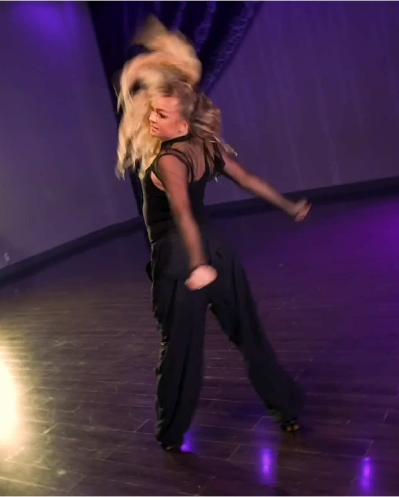 Teaching my girls the art of performance 🎥 @Janet Jackson #feedback #performance #workshop #dancer #brittanyleechoreography #dance #dancers #trending #fyp #dancersoftiktok #losangeles @Serena Kurtzuba 